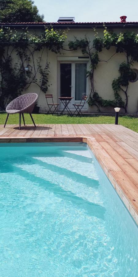 أنغوليم Merig'Home Chambre Bd Climatisee Dans Maison Avec Piscine Au Calme En Ville, Sdb & Toilettes Prives المظهر الخارجي الصورة
