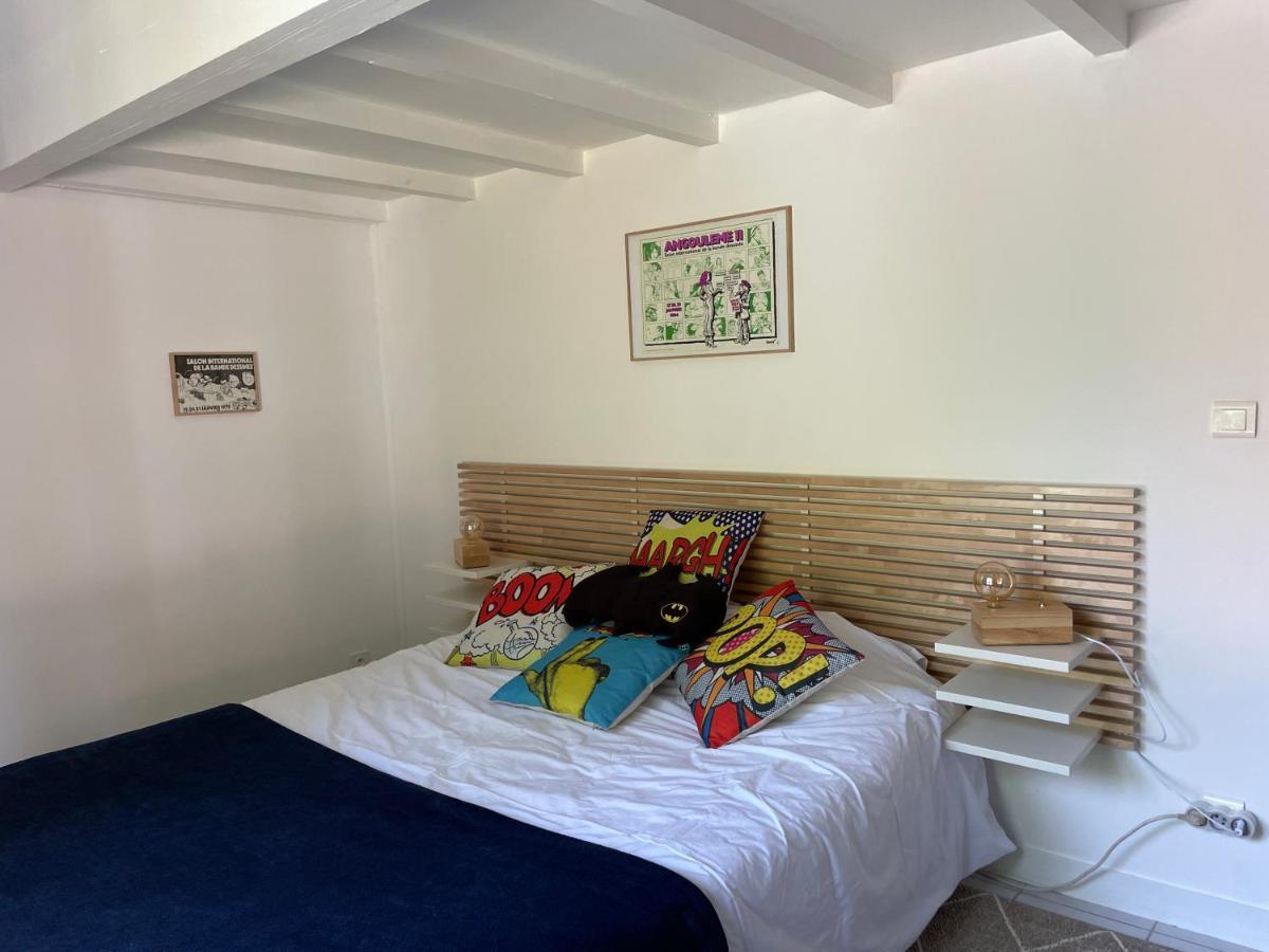 أنغوليم Merig'Home Chambre Bd Climatisee Dans Maison Avec Piscine Au Calme En Ville, Sdb & Toilettes Prives المظهر الخارجي الصورة